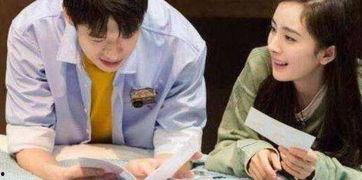 娱乐吃瓜官宣恋情,吃瓜群众见证明星甜蜜官宣